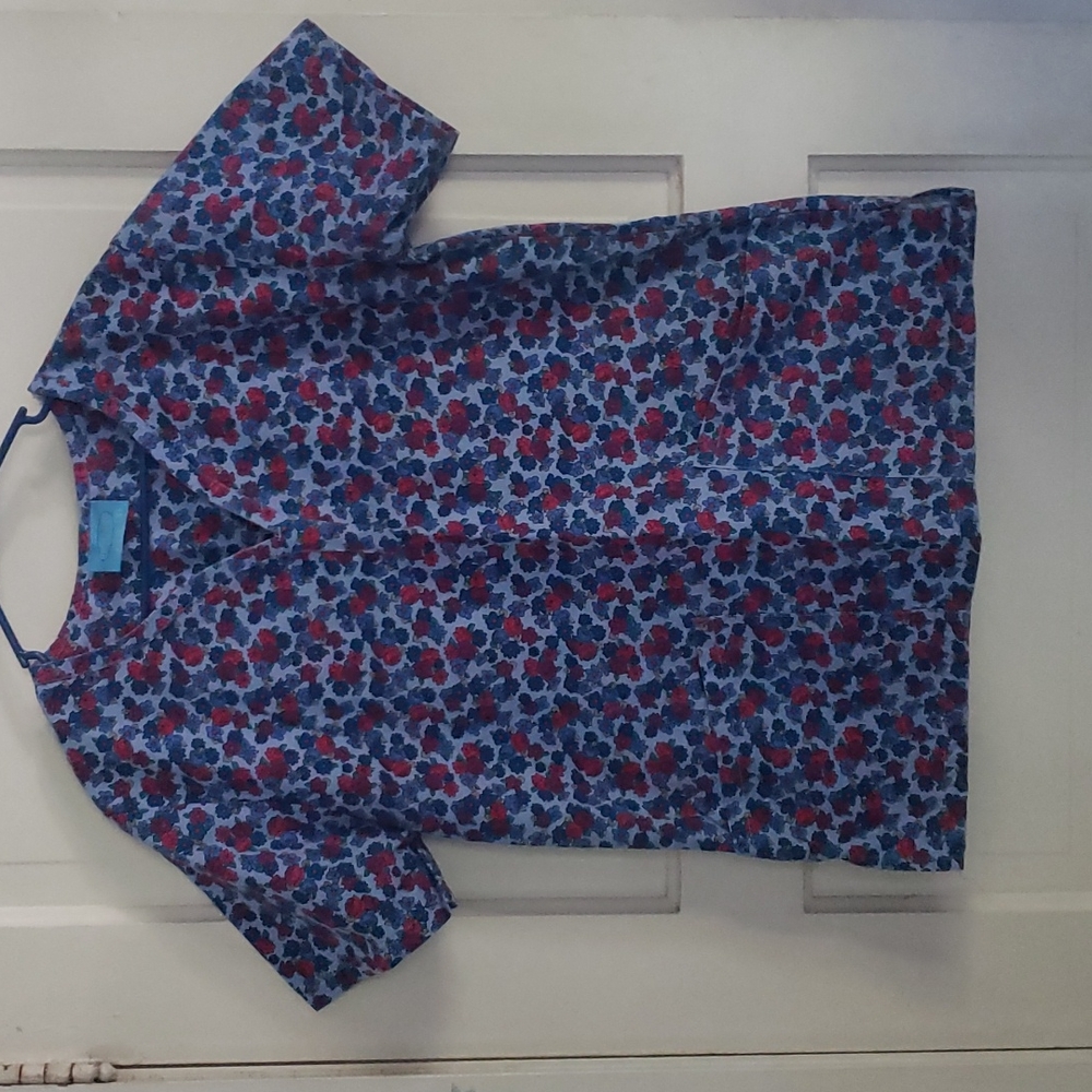 The Scrub Co., Small, Floral Scrub top